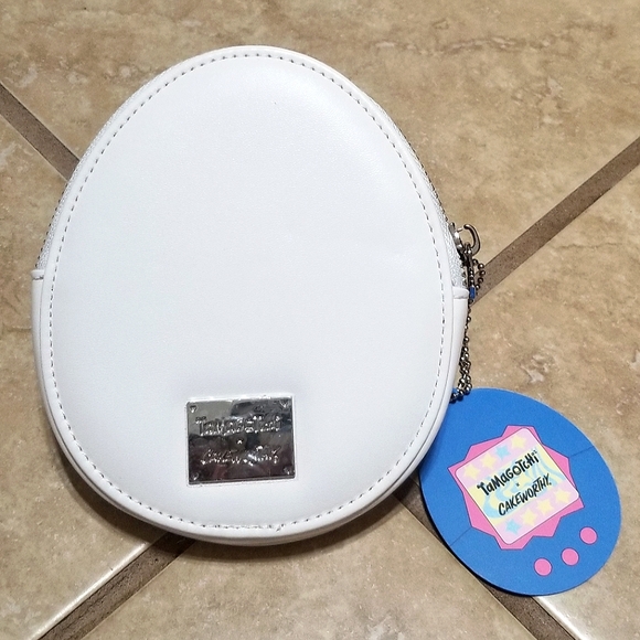 Cakeworthy x Tamagotchi White Lenticular Coin Bag - Picture 5 of 5